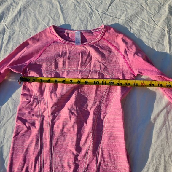 Ivivva Lululemon Swiftly Fly Tech Long Sleeve Shirt - Pink -Girls 14/Women Small - Picture 10 of 14